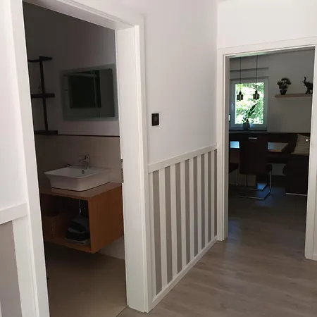 Haus Am Wald Semesterbostad Weida