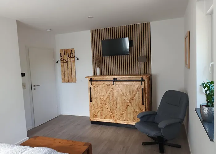 Haus Am Wald بيت للعطل Weida